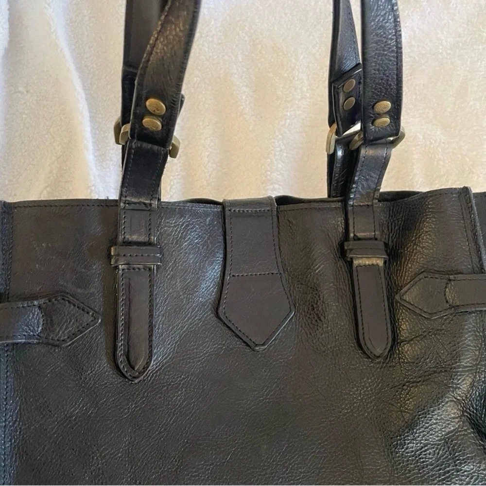 Mulberry Black Leather Top-Handle Tote with Gold Hardware - Picture 11 of 16